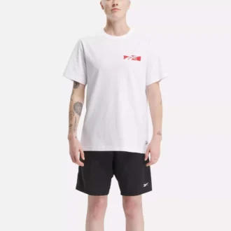 Not A Spectator Tシャツ