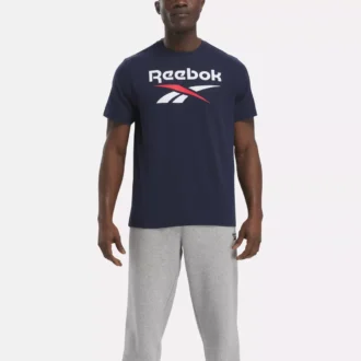 メンズ リーボック アイデンティティ ビッグスタックドロゴ Tシャツ